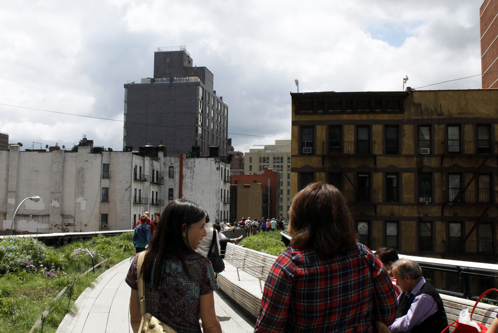 Students walking on High Line in New York City