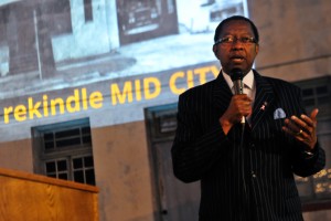 Mayor speaks at lsu rekindle mid city studio project